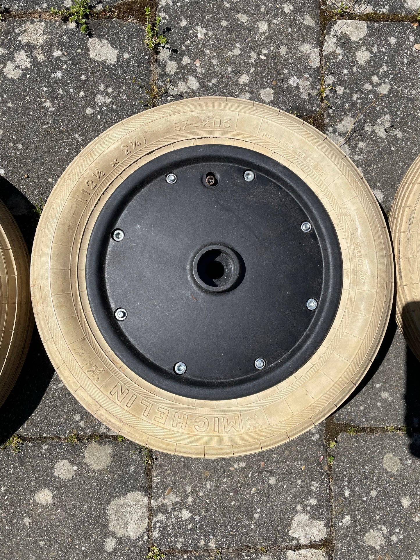 Mantel, Michelin weiss, , altes Längsprofil, mit 4 Kunststoff-Felgen, schneller Mantel, gebraucht
