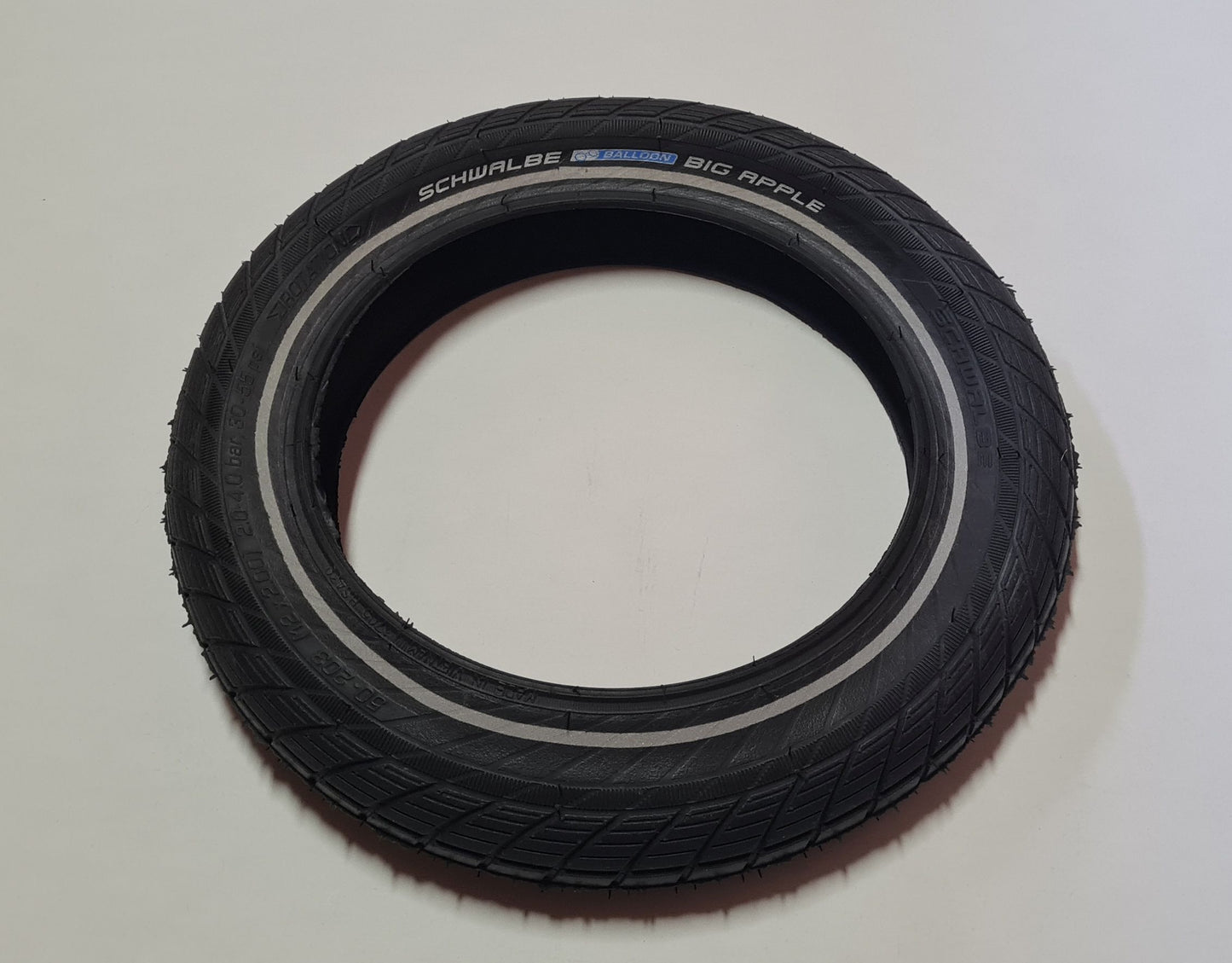 Reifen 12" für Seifenkistenfelgen (ETRTO 62-203 & 50-203 & 47-203mm)