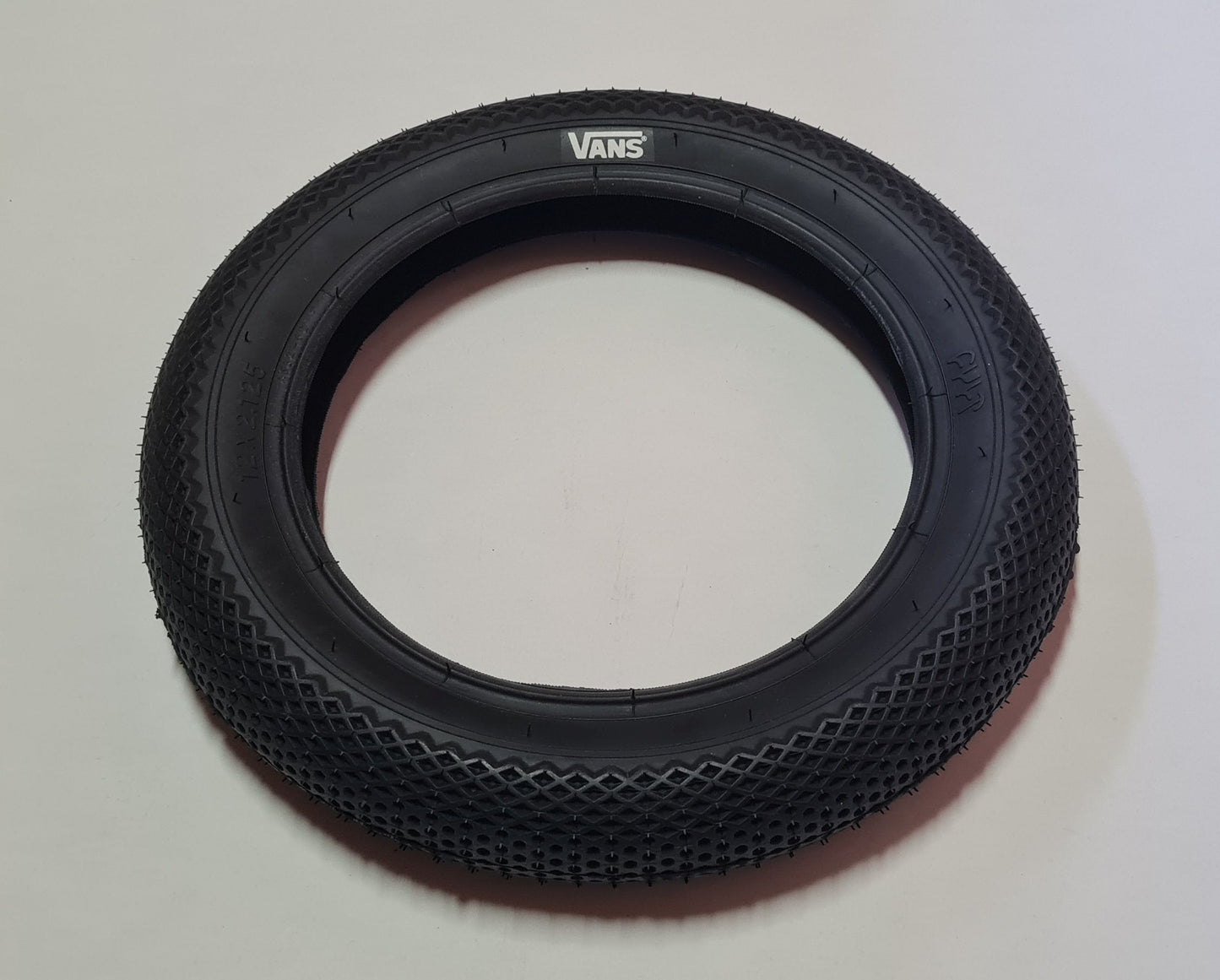 Reifen 12" für Seifenkistenfelgen (ETRTO 62-203 & 50-203 & 47-203mm)